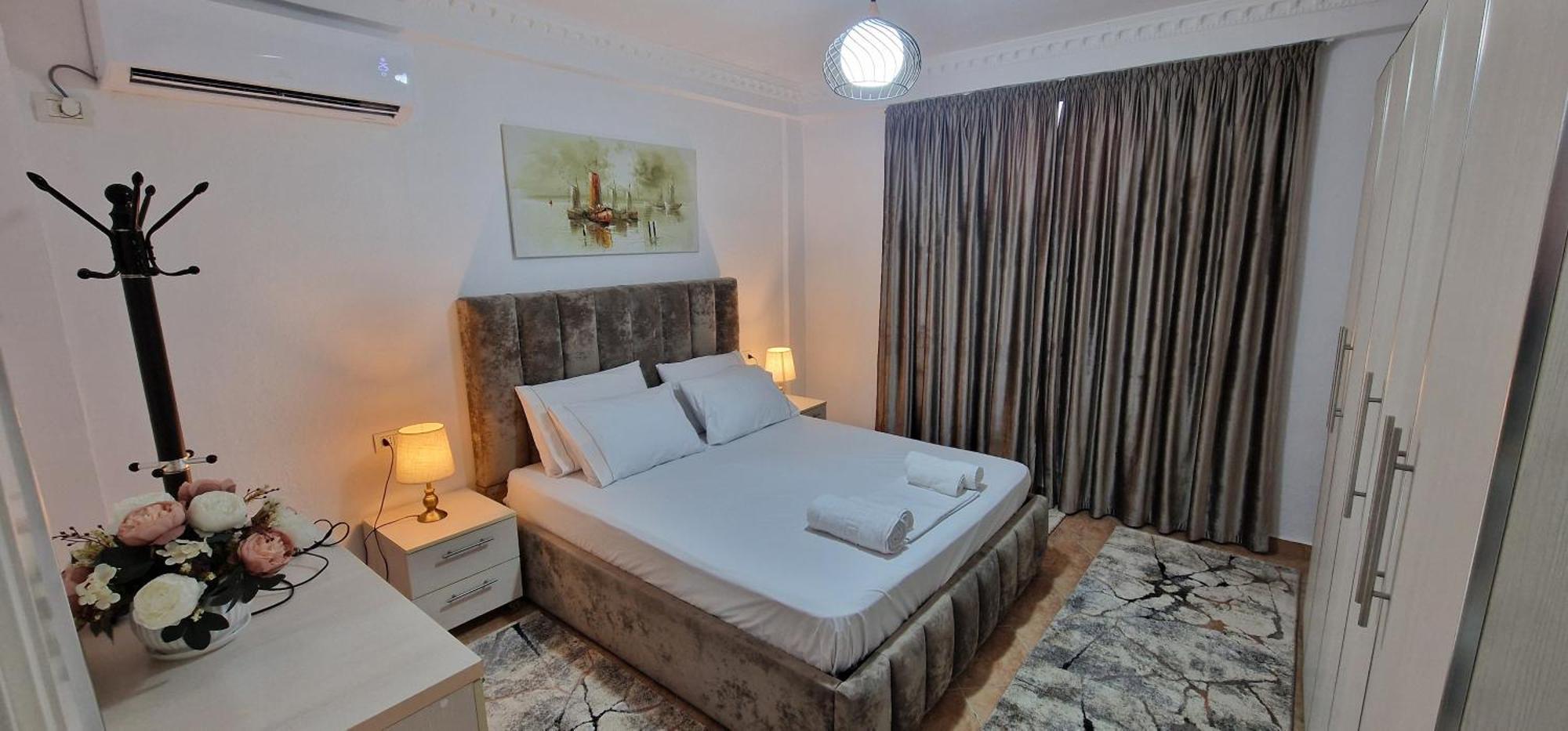 Daily Rent Apartment City Center Elbasan 6 エクステリア 写真